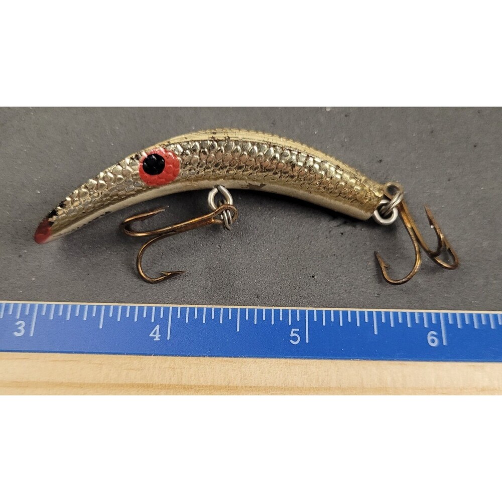 Vtg Helin Flatfish x4 fishing lure with a silver & Gold scale finish